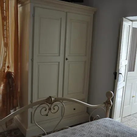 Le Stanze Del Priore Locorotondo